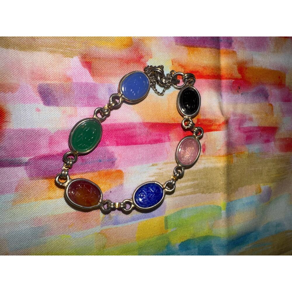 Scarab Bracelet / Egyptian / Carved Stone / Vintage / 7 in with extender / EUC